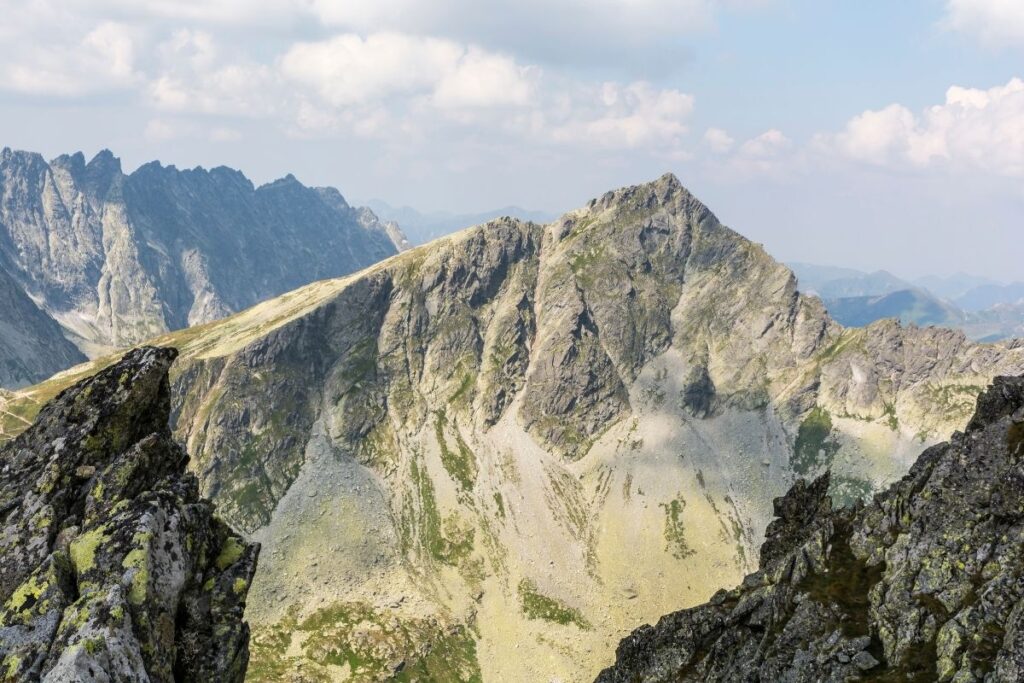 Widok na szczyt Koprowego Wierchu w Tatrach Słowackich